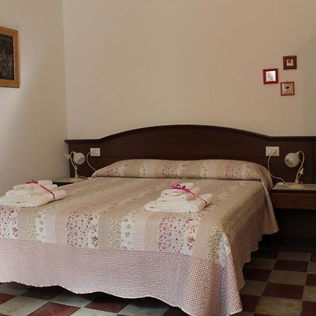 Cantoniera D'Umbra Agriturismo Vico Del Gargano Camera foto